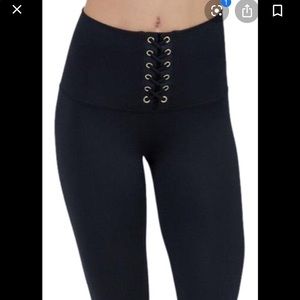 Lace up legging